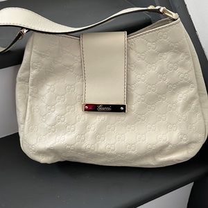 Gucci shoulder purse